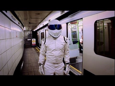 Stig vs Clarkson vs Hammond vs May - CROSS LONDON RACE | Top Gear