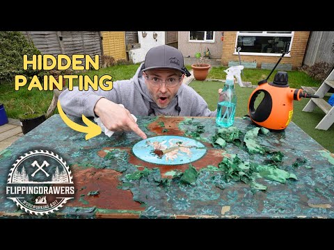 Hidden painting under wallpaper ! Satisfying restoration