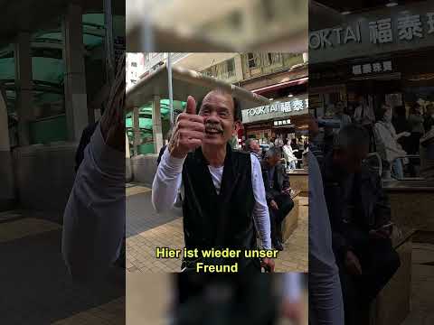 Was schreibt er auf meine Hand? 👀