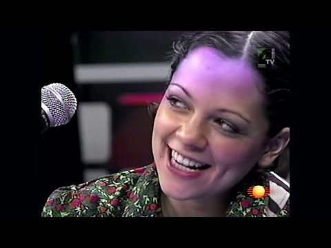 Natalia y La Forquetina - "ACUSTICO SER HUMANO" - Las Noticias Por Adela (Lafourcade)
