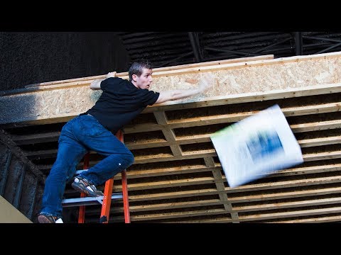 Linus Hates EVERYONE - Organization Vlog Day 2