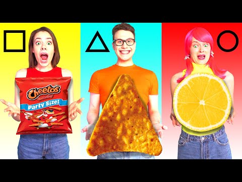 هندسي الأشكال غذاء تحدي | أكل أطعمة غير تقليدية ومقرفة مستحيلة