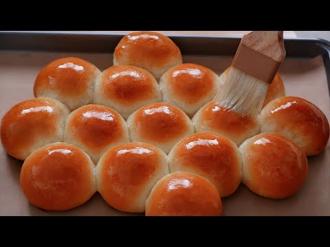 Yogurt Dinner Rolls