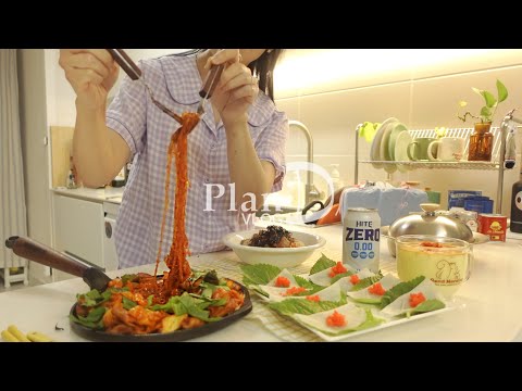 Buying Kitchenware at Dongdaemun. Tomato Thief, Pudding Steamed Egg, Baking a Cherry Cake