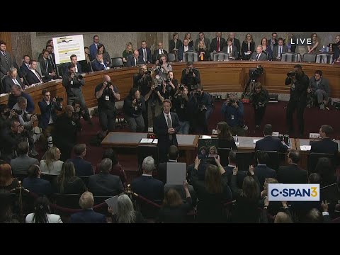 Mark Zuckerberg Apologizes to Families