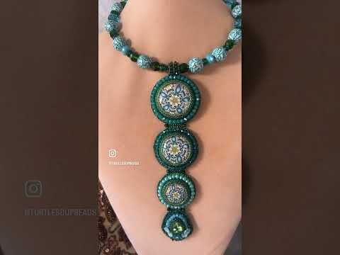 I just love Ivy Niles Canes