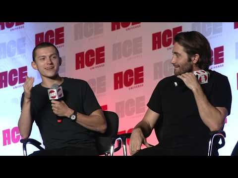 Tom Holland & Jake Gyllenhaal at ACE Comic Con Midwest 2019
