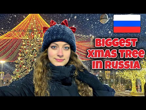 Biggest Xmas Tree in RUSSIA and ICE Skating after 3 years! Better than the USA?