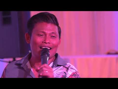 ROLAND ABANTE (BUNOT) - Wonderful Tonight by Eric Clapton(Official Live Concert Video)