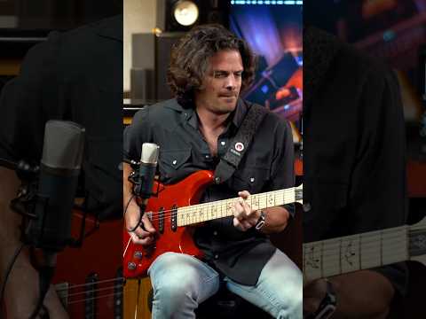 Kirk Franklin's guitarist play "Love Theory"