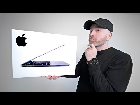 Unboxing Apple's "New" MacBook Pro 13