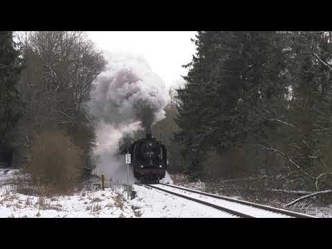 Laute Auspuffschläge, lange Züge, Dampfloks unterwegs in 2018 (4k)