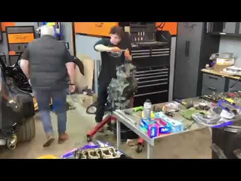 Porsche 911 (964) Engine Rebuild (Part 1)