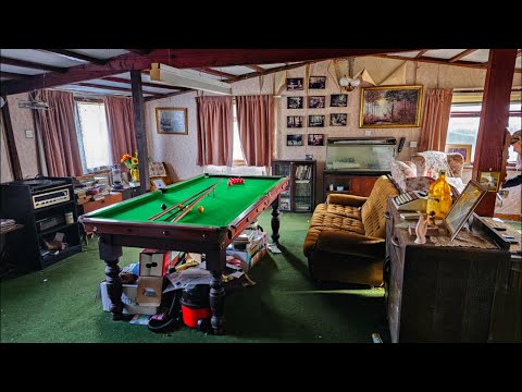 We Found an ABANDONED Hunting Lodge with EVERYTHING Left Behind