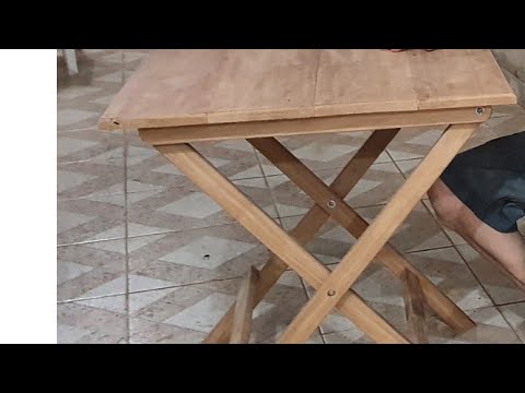 THE WORLD'S EASIEST FOLDING TABLE