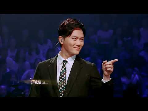 张智霖与粉丝合作经典之作《现代爱情故事》，致敬90年代的香港，回忆满满！