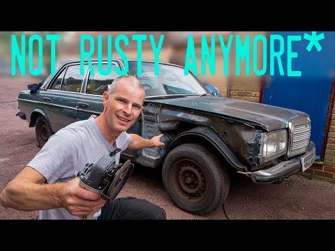 Merc W123 Not Rusty anymore in one corner! (probably)