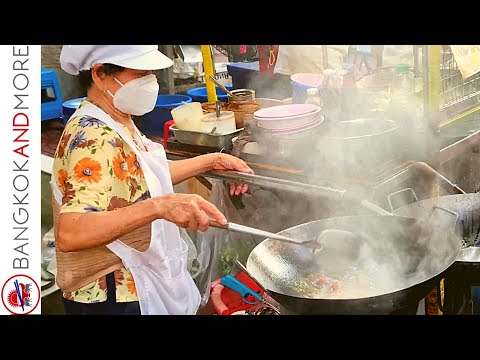 Chinese STREET FOOD Cooking | Come Early To Chinatown BANGKOK