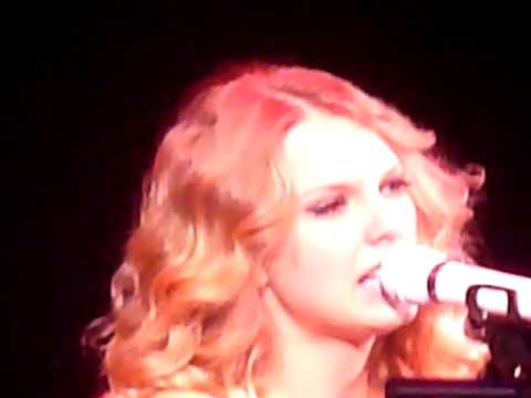 Taylor Swift - Hey Stephen - 6/5/09 Shepherd's Bush Empire London