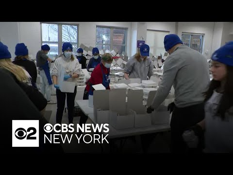 White House rolls back funding freeze memo, but doesn't reverse executive order