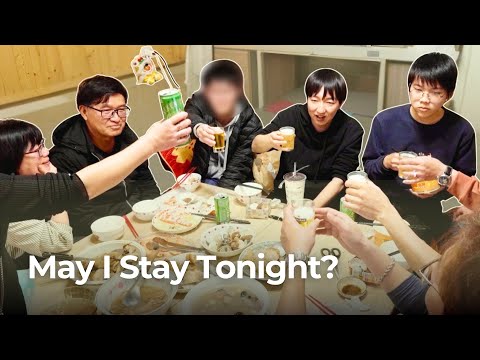 Couch Surfer Finds Unexpected Hospitality in Taiwan | May I Stay Tonight EP2