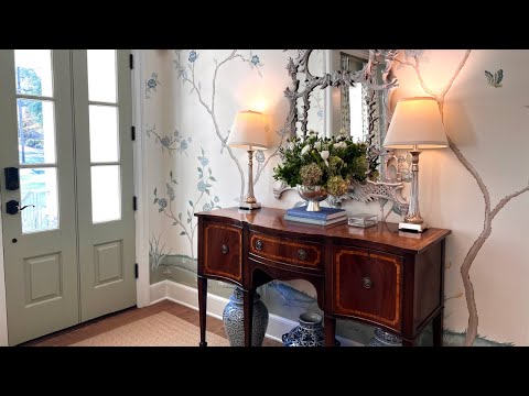 Beyond the Curb Home Tour with Elizabeth Cook (Atlanta)