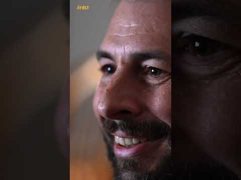 This Tiny Code Made Artificial Life! (Blaise Agüera y Arcas)