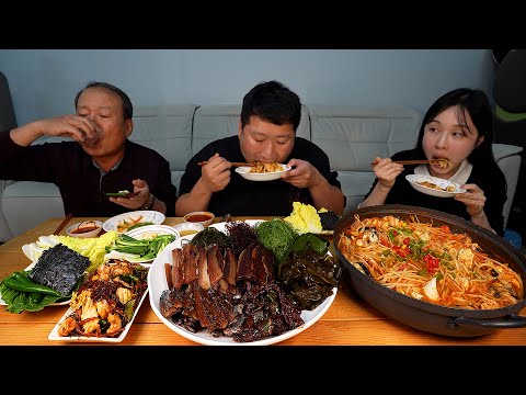 Winter gwamegi feast with mori noodles, butter-grilled and braised gwamegi - Mukbang eating show