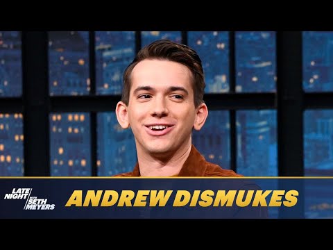 Andrew Dismukes Wore Flip-Flops to His First SNL Table Read