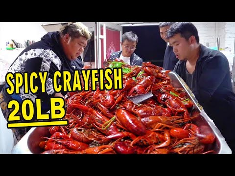 10 pounds of wild crayfish, spicy, Brother Monkey becomes more and more addicted to it!