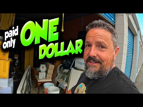 NOBODY wanted this storage unit... I bet they didn't see THIS!