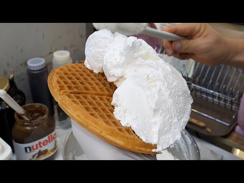 우유 생크림 와플 / milk whipped cream waffle / korean street food