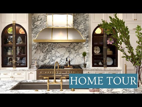 Beyond the Curb Home Tour with Sarah Vaile in Hinsdale