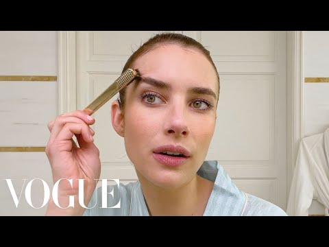 Emma Roberts’s Guide to Mom’s-Night-Out Glam | Beauty Secrets | Vogue