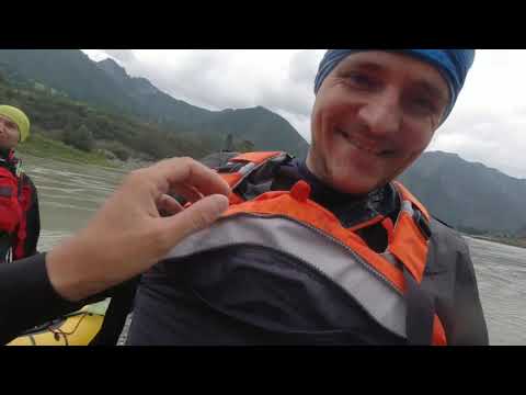 Спасательный жилет из Декатлона спас друга. Алтай. Катунь.