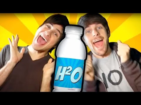 12 hours of old Smosh videos to vibe with 