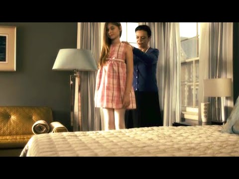 Хитрая девочка знакомится с обеспеченными старухами, но у одной из них оказываются на неё свои планы