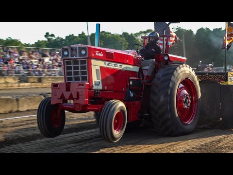 Tractor Pulling King Of The Hill 15mph Farm Stock Tractors. Wabash, IN. Indiana Pulling League 2024
