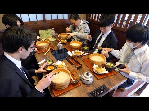 The Professional Chef that Runs the Udon Restaurant Alone! Quick Service and Great Tempura!