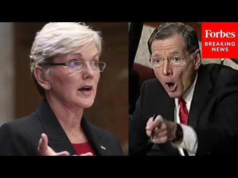 'Do You Agree?': John Barrasso Asks Energy Sec. Granholm About Her Own Dept's Lab Leak Report