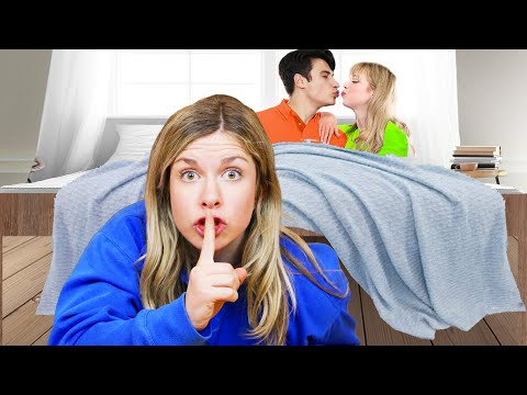 Sneaking Into Best Friends House - SUS