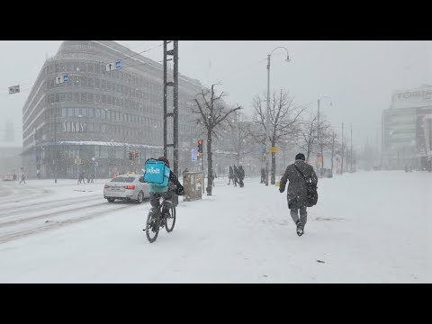 Winter Came Back!❄️🌨️☃️Some Heavy Snowfall in Helsinki, Finland (April 2024)