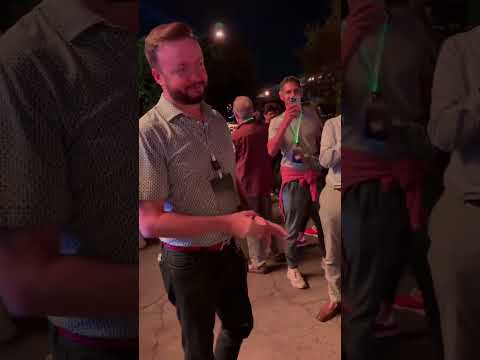 Tesla Optimus Bot Dancing, Singing and playing Rock, Paper, Scissors