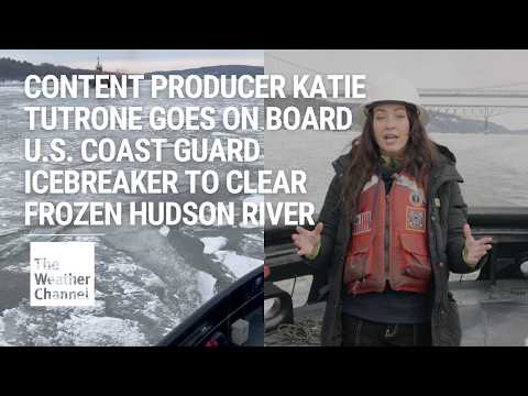 See How the U.S. Coast Guard Keeps A Frozen Hudson River Moving