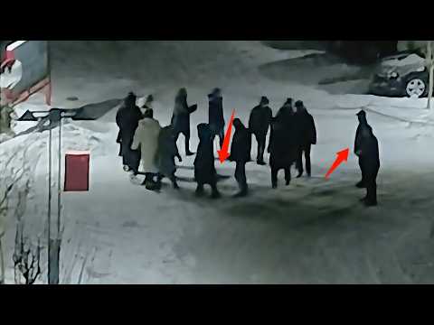 中國某小區【神秘儀式】現場被拍下!最恐怖的是中間被圍起來的東西... | 非常人類