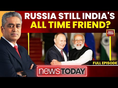 NewsToday With Rajdeep | Rupee Breaches 90 Mark Against Dollar As Experts Debate Economic Impact