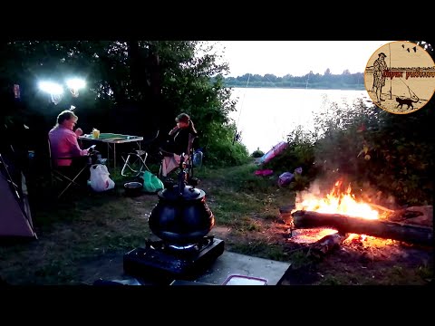 ДОНКИ В ДУГУ.ЛЕЩ ЖАДНО КЛЮЁТ НА САЛО В ЖАРУ.РЫБАЛКА С НОЧЁВКОЙ.Живём на реке.жарим рыбу.готовим лося