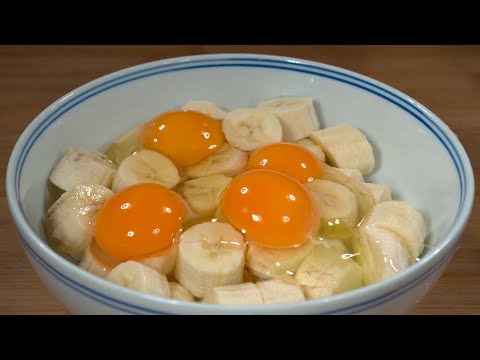香蕉里打几个鸡蛋，教你吃没吃过的做法，全程手不沾面，出锅蓬松暄软，可好吃了#家庭菜 #like #cooking #烹饪