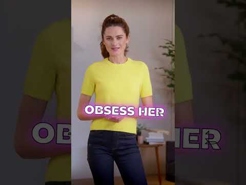 Girls Go CRAZY When You Say These 3 Secret Compliments – 99% of Guys Have NO IDEA