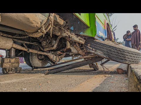 Emergency Roadside Repair Overloaded Truck Axle Nightmare